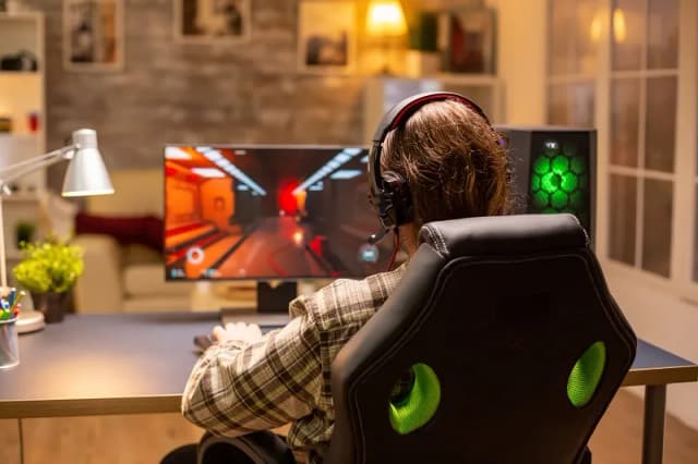 Ile można zarobić na streamowaniu? Zaskakujące stawki i źródła dochodów Ile można zarobić na streamowaniu? Zaskakujące stawki i źródła dochodów